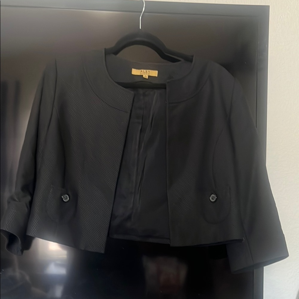 Alex Marie Black Blazer Structured Collarless Design